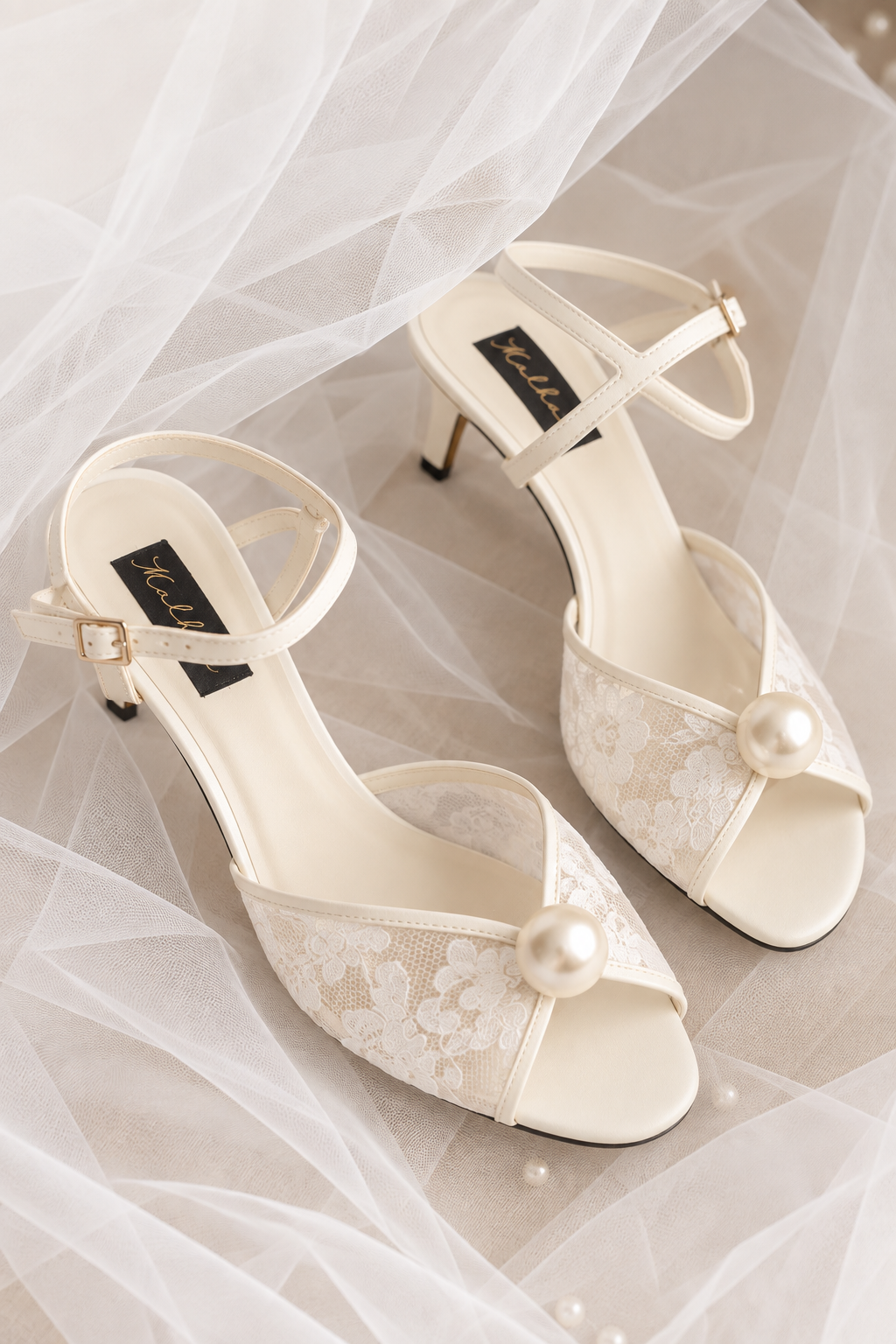 Casey - Kitten Heel